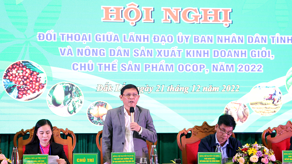 Đối thoại giữa lãnh đạo UBND tỉnh và nông dân về nâng cao chất lượng nông sản, sản xuất - kinh doanh nông sản thực phẩm an toàn, bảo vệ môi trường